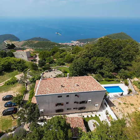 Villa Brda Петровац Экстерьер фото